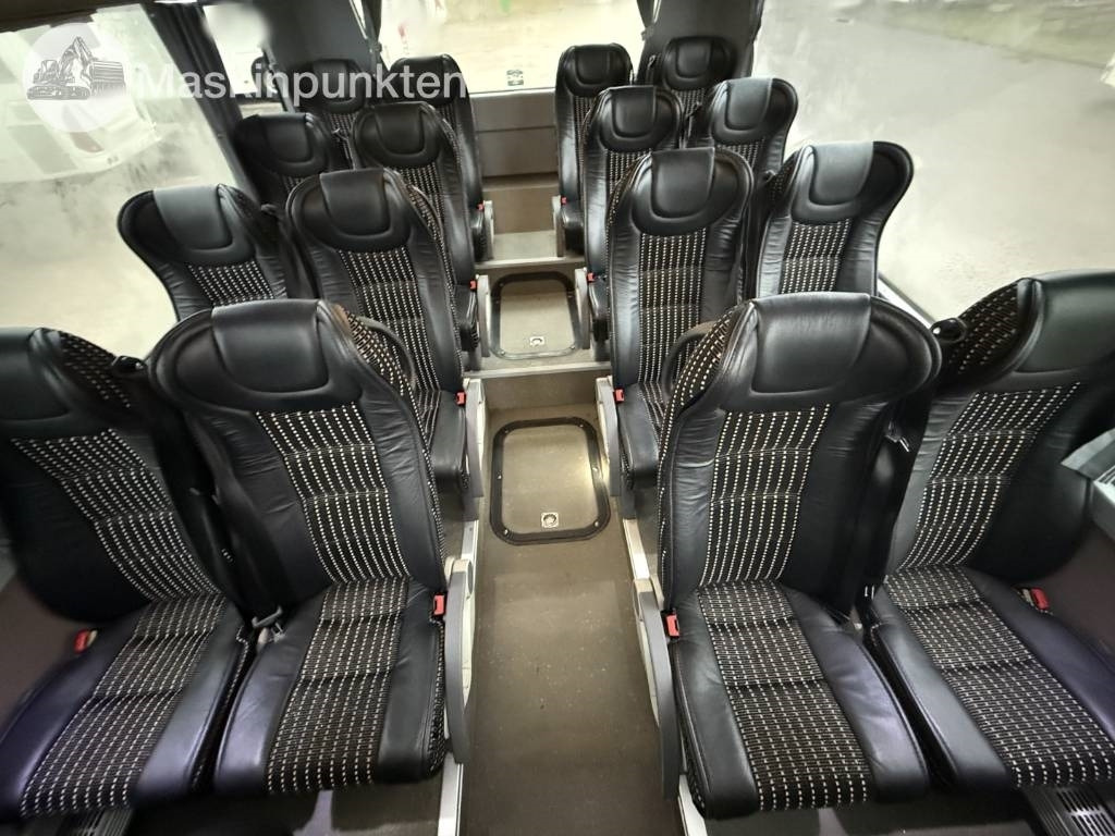 Távolsági busz Temsa HD 12: 35 kép.