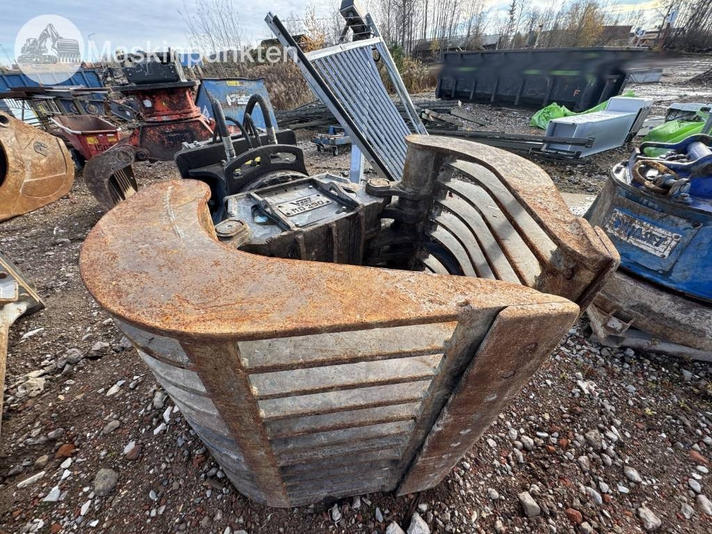 VTN MD 290 - Polip kanál - Építőipari gépek: 1 kép. VTN MD 290 - Polip kanál - Építőipari gépek: 1 kép.