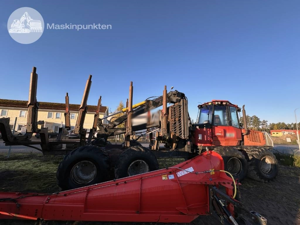 Valmet 890.3 - Kihordó: 5 kép. Valmet 890.3 - Kihordó: 5 kép.