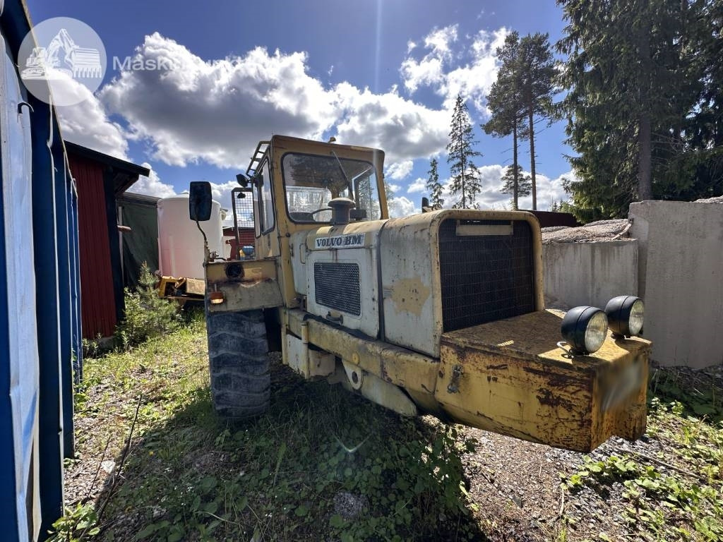 Volvo BM 860 Lastväxlare - Csuklós dömper: 4 kép. Volvo BM 860 Lastväxlare - Csuklós dömper: 4 kép.