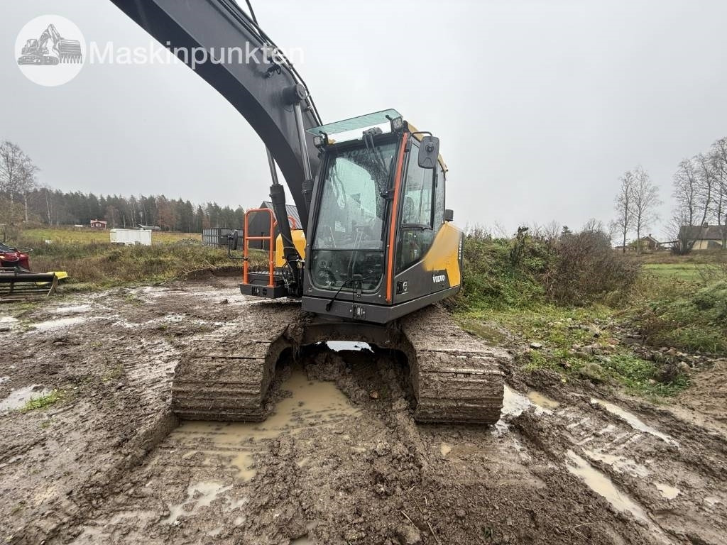 Volvo EC 140 EL - Lánctalpas kotró: 2 kép. Volvo EC 140 EL - Lánctalpas kotró: 2 kép.