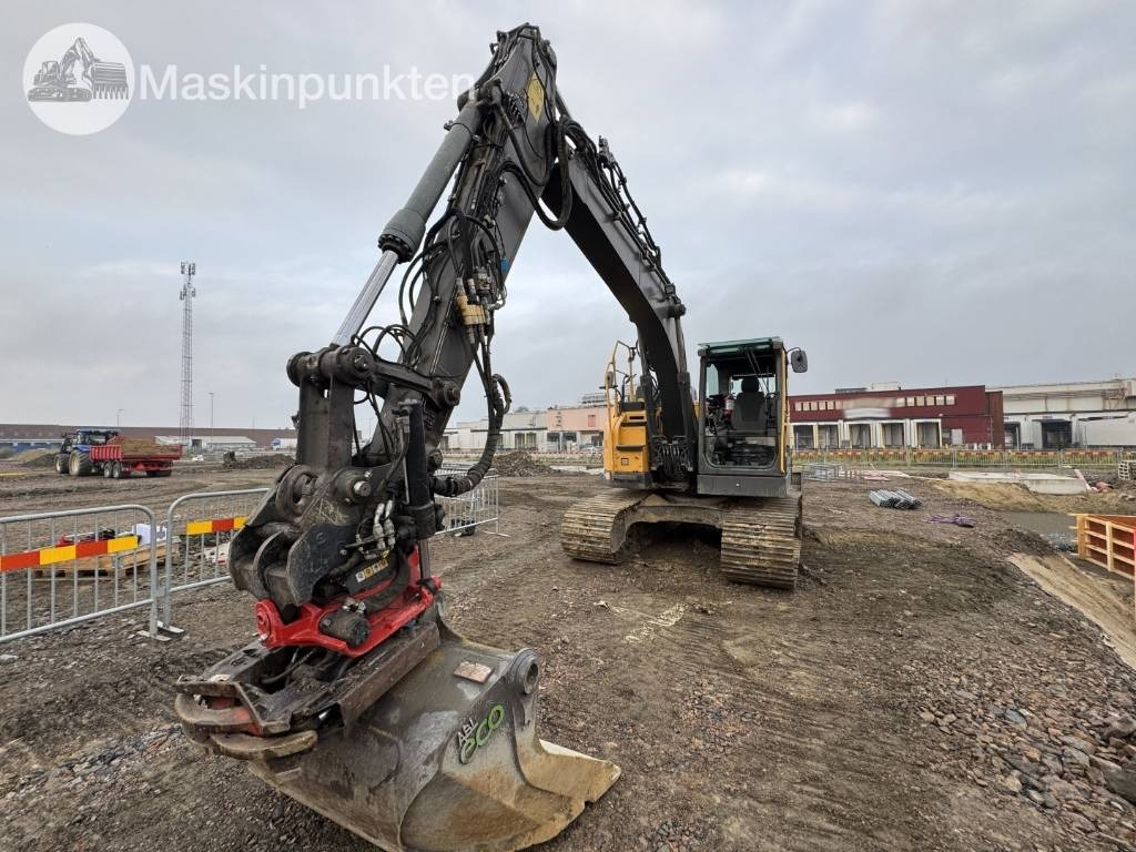 Volvo ECR 145 EL - Lánctalpas kotró: 1 kép. Volvo ECR 145 EL - Lánctalpas kotró: 1 kép.