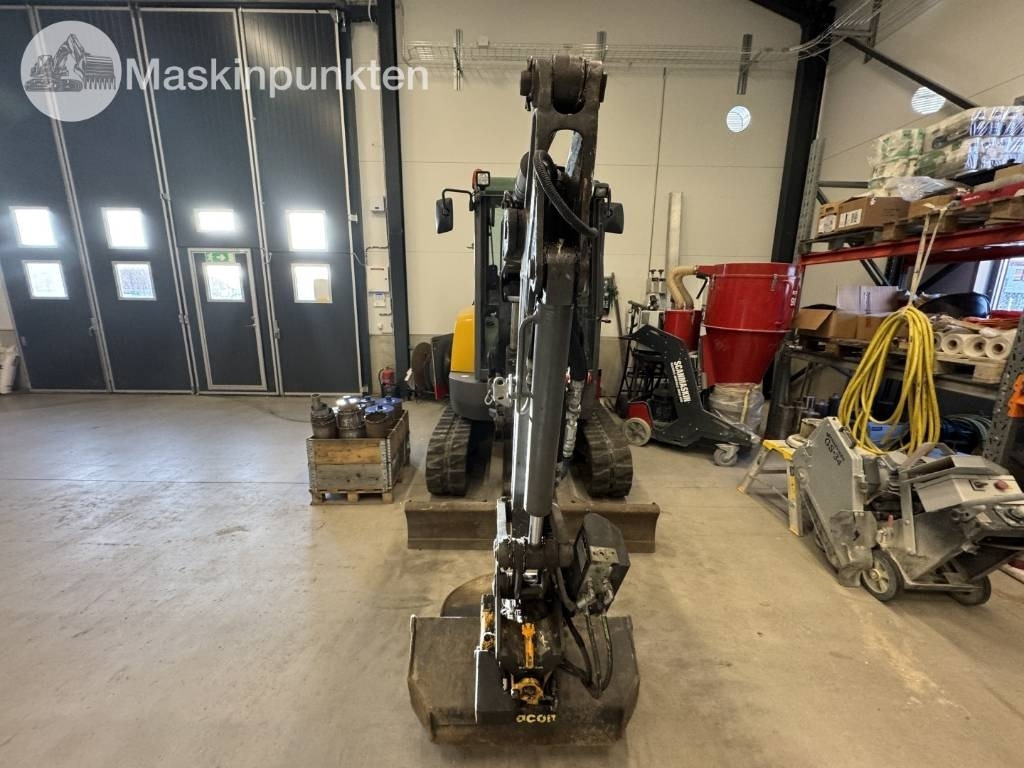 Volvo ECR 25 D - Minikotró: 5 kép. Volvo ECR 25 D - Minikotró: 5 kép.