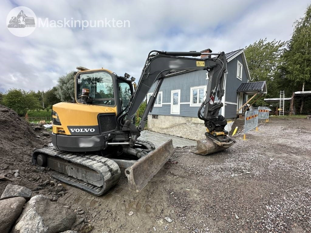 Volvo ECR 58 D - Minikotró: 3 kép. Volvo ECR 58 D - Minikotró: 3 kép.