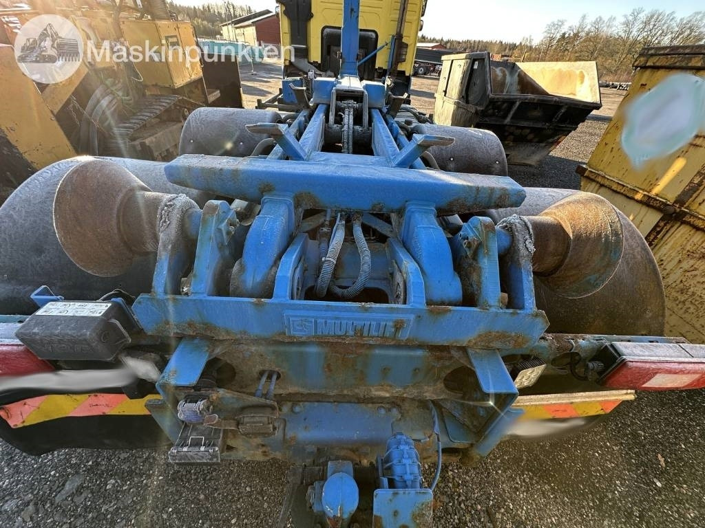 Volvo FH 12 lízing Volvo FH 12: 41 kép. Volvo FH 12 lízing Volvo FH 12: 41 kép.