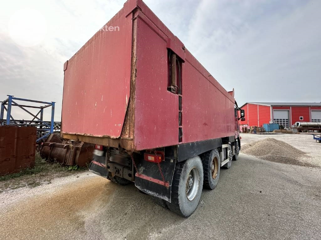 Volvo FH 16 660 Bergbil - Billenőplatós teherautó: 4 kép. Volvo FH 16 660 Bergbil - Billenőplatós teherautó: 4 kép.