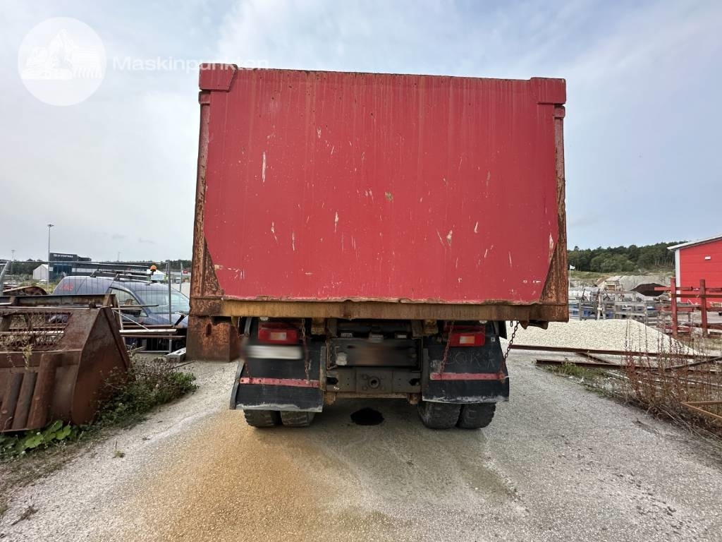 Volvo FH 16 660 Bergbil - Billenőplatós teherautó: 5 kép. Volvo FH 16 660 Bergbil - Billenőplatós teherautó: 5 kép.