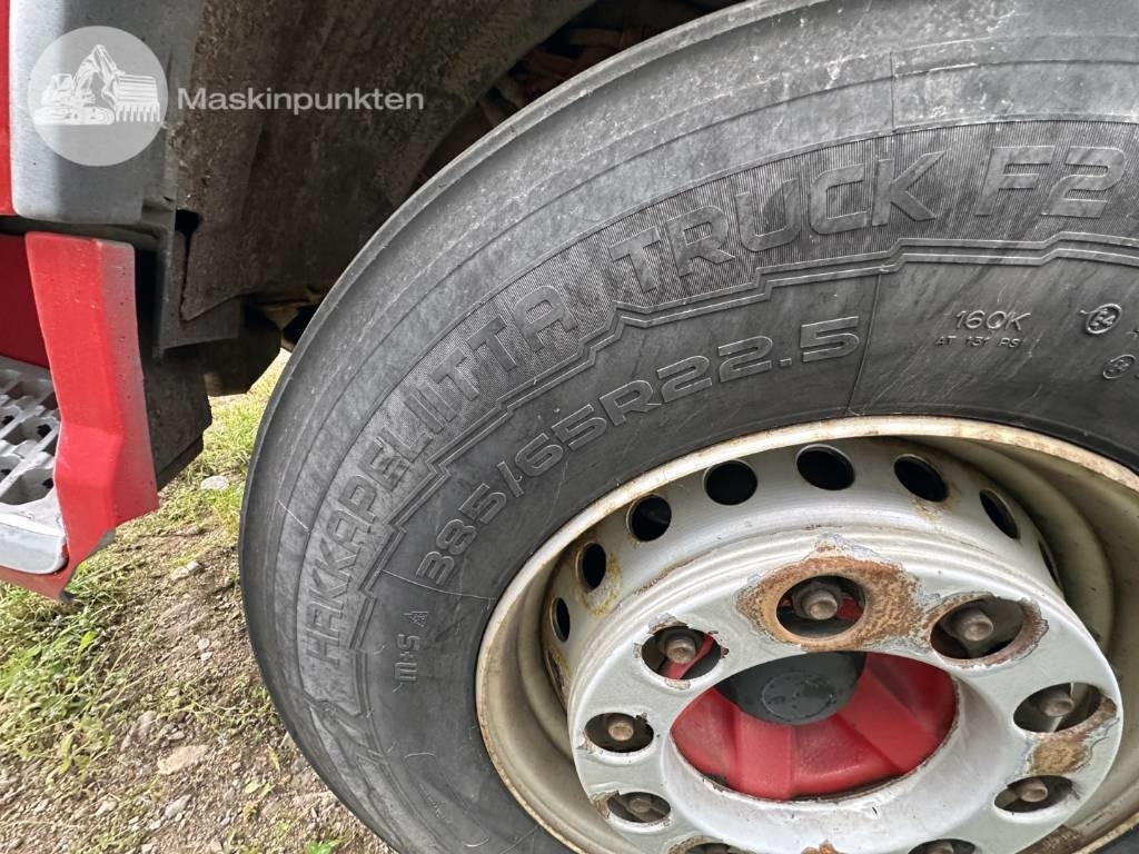 Rönkszállító teherautó Volvo FH 16 750: 12 kép.