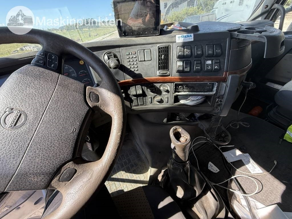 Billenőplatós teherautó Volvo FH 500: 38 kép. Billenőplatós teherautó Volvo FH 500: 38 kép.