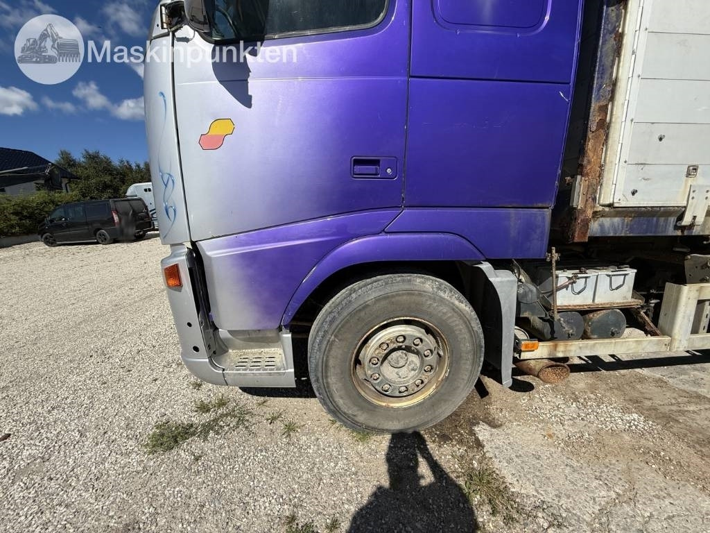Billenőplatós teherautó Volvo FH 500: 28 kép. Billenőplatós teherautó Volvo FH 500: 28 kép.