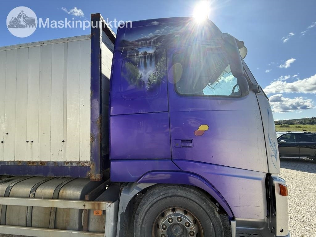 Billenőplatós teherautó Volvo FH 500: 23 kép. Billenőplatós teherautó Volvo FH 500: 23 kép.