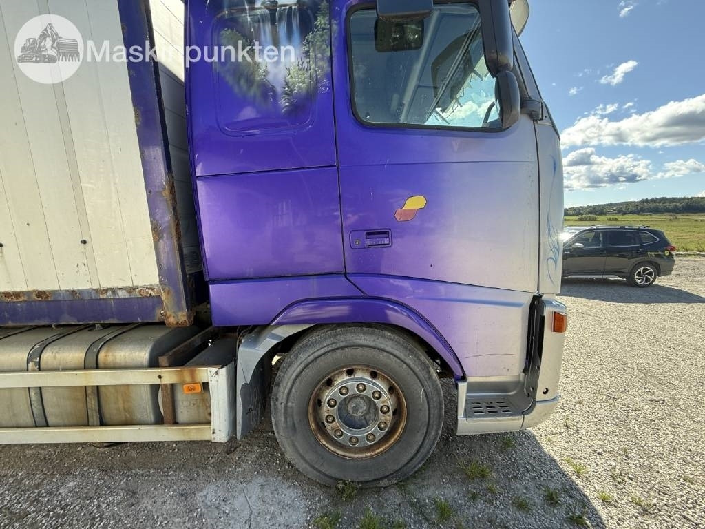 Billenőplatós teherautó Volvo FH 500: 22 kép. Billenőplatós teherautó Volvo FH 500: 22 kép.