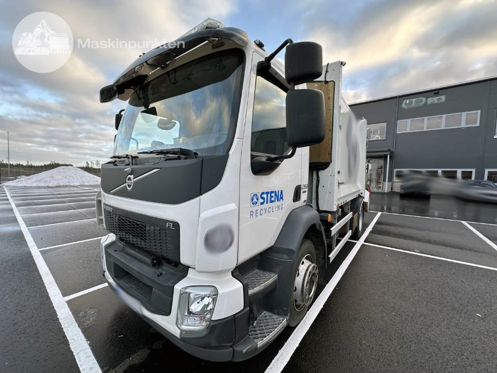Volvo FL 280 Sopbil - Szemetesautó: 2 kép. Volvo FL 280 Sopbil - Szemetesautó: 2 kép.