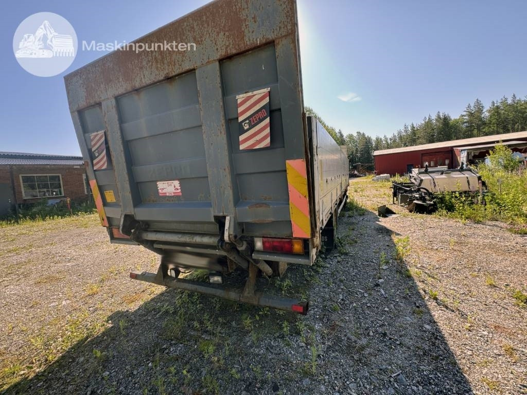 Volvo FL 614 - Darus autó: 4 kép. Volvo FL 614 - Darus autó: 4 kép.