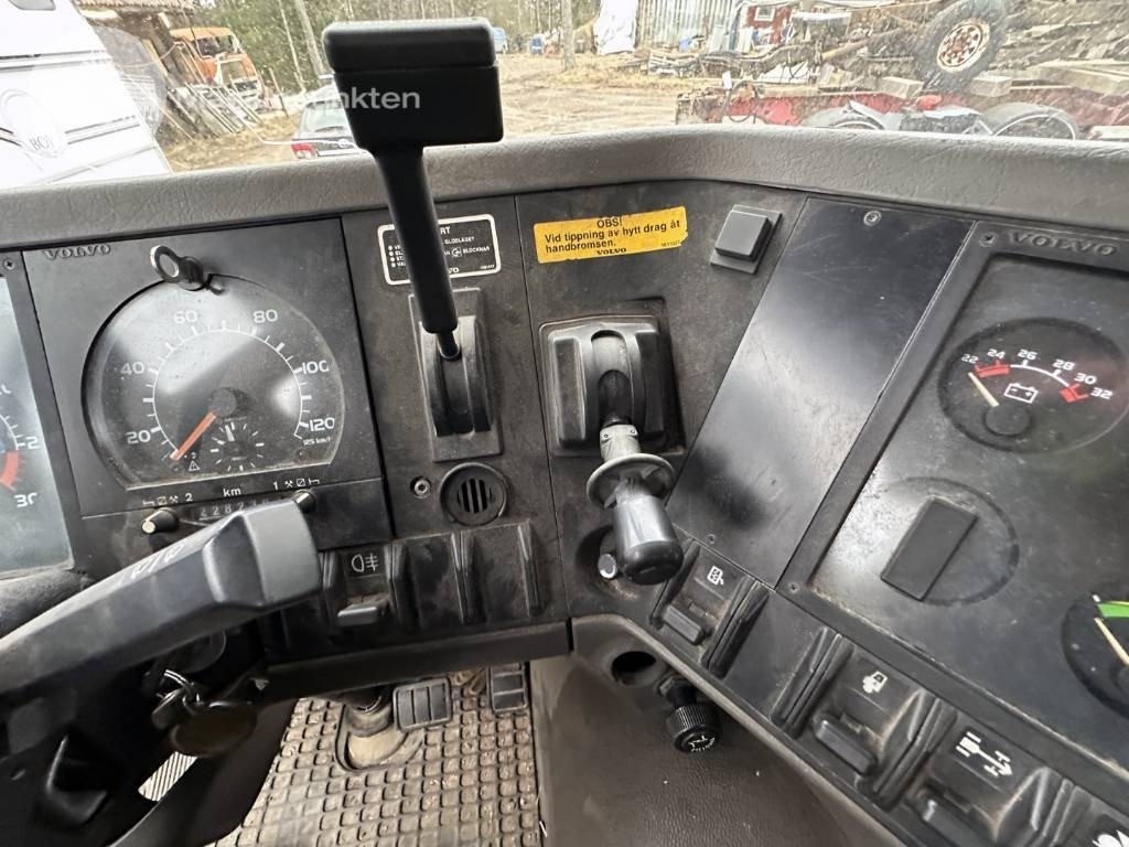 Volvo FL7  lízing Volvo FL7: 24 kép.