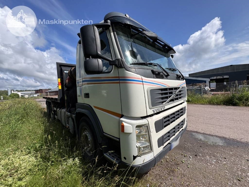 Volvo FM 12 340 Kranväxlare med flak - Darus autó: 5 kép. Volvo FM 12 340 Kranväxlare med flak - Darus autó: 5 kép.