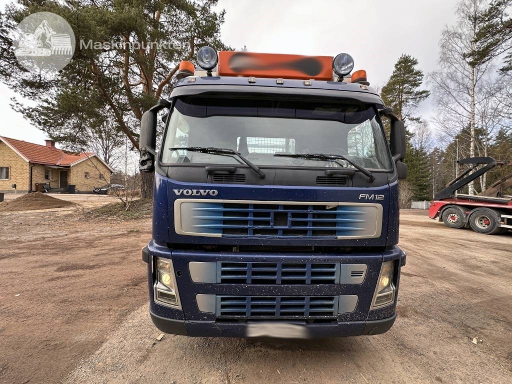 Volvo FM 12 420 LAXO Liftdumper + lastväxlare + flak - Konténerszállító: 2 kép. Volvo FM 12 420 LAXO Liftdumper + lastväxlare + flak - Konténerszállító: 2 kép.