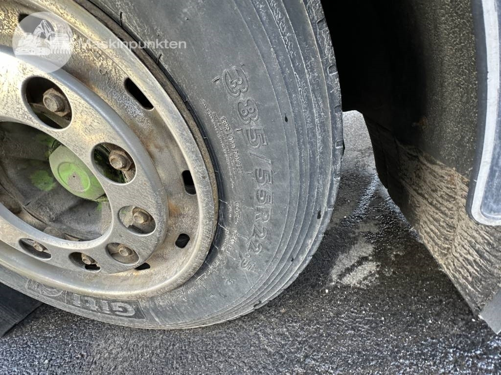 Hűtős teherautó Volvo FM 340: 48 kép.