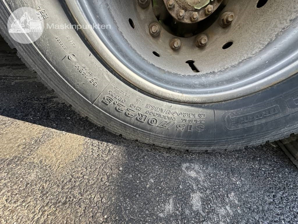 Hűtős teherautó Volvo FM 340: 46 kép.