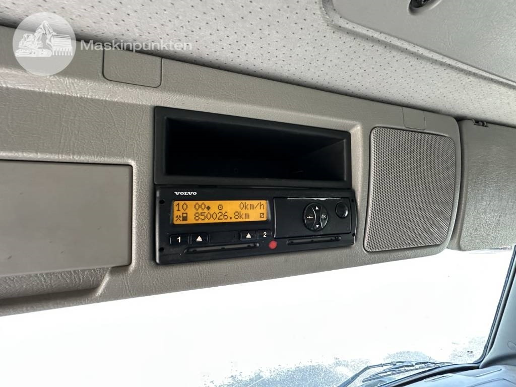 Volvo FM 340  lízing Volvo FM 340: 34 kép. Volvo FM 340  lízing Volvo FM 340: 34 kép.