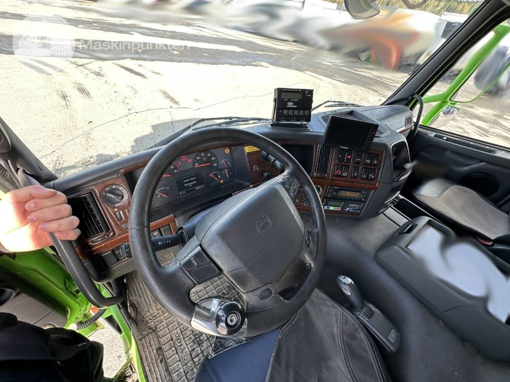 Hűtős teherautó Volvo FM 340: 23 kép.
