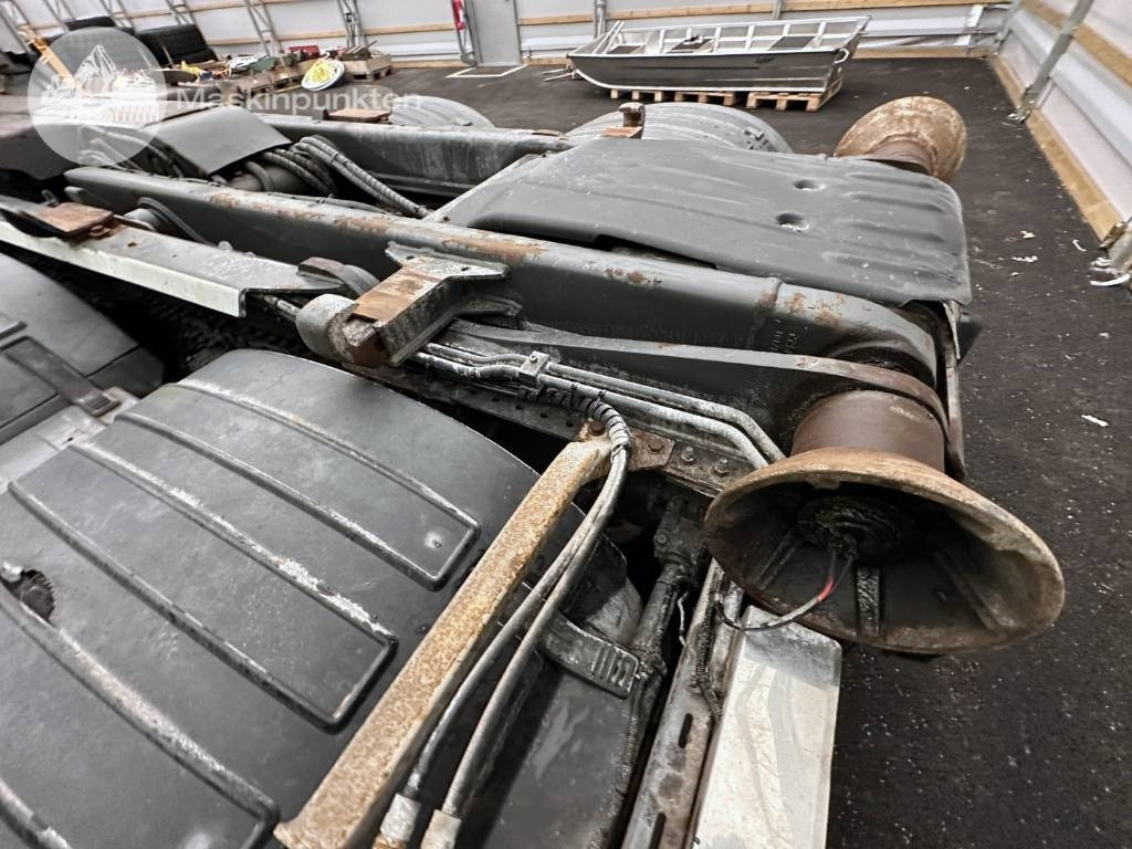 Horgos rakodó teherautó Volvo FM 420: 32 kép.