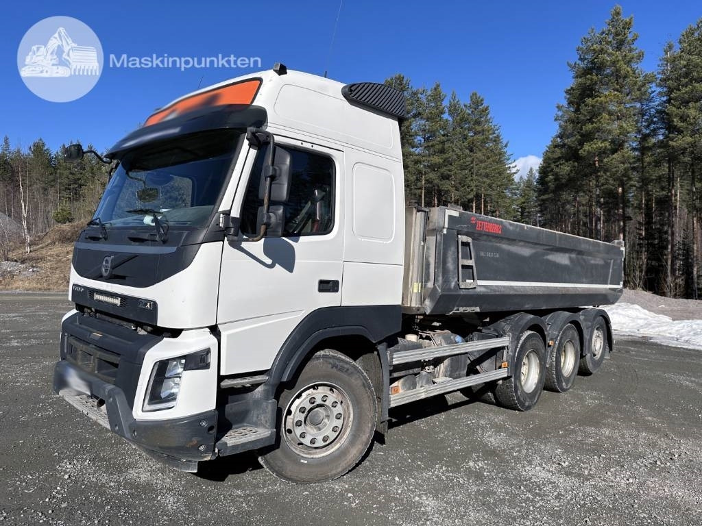 Volvo FMX 500 - Billenőplatós teherautó: 1 kép. Volvo FMX 500 - Billenőplatós teherautó: 1 kép.