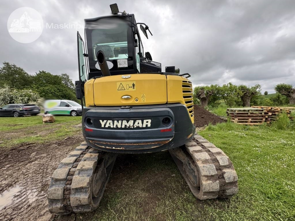 Yanmar SV 100-2 - Minikotró: 5 kép. Yanmar SV 100-2 - Minikotró: 5 kép.