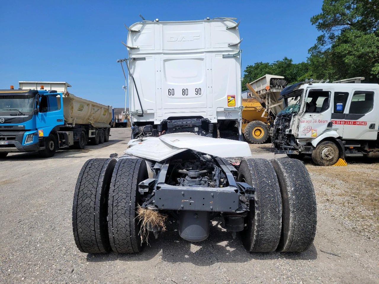 DAF NGD480 - Nyergesvontató: 5 kép. DAF NGD480 - Nyergesvontató: 5 kép.