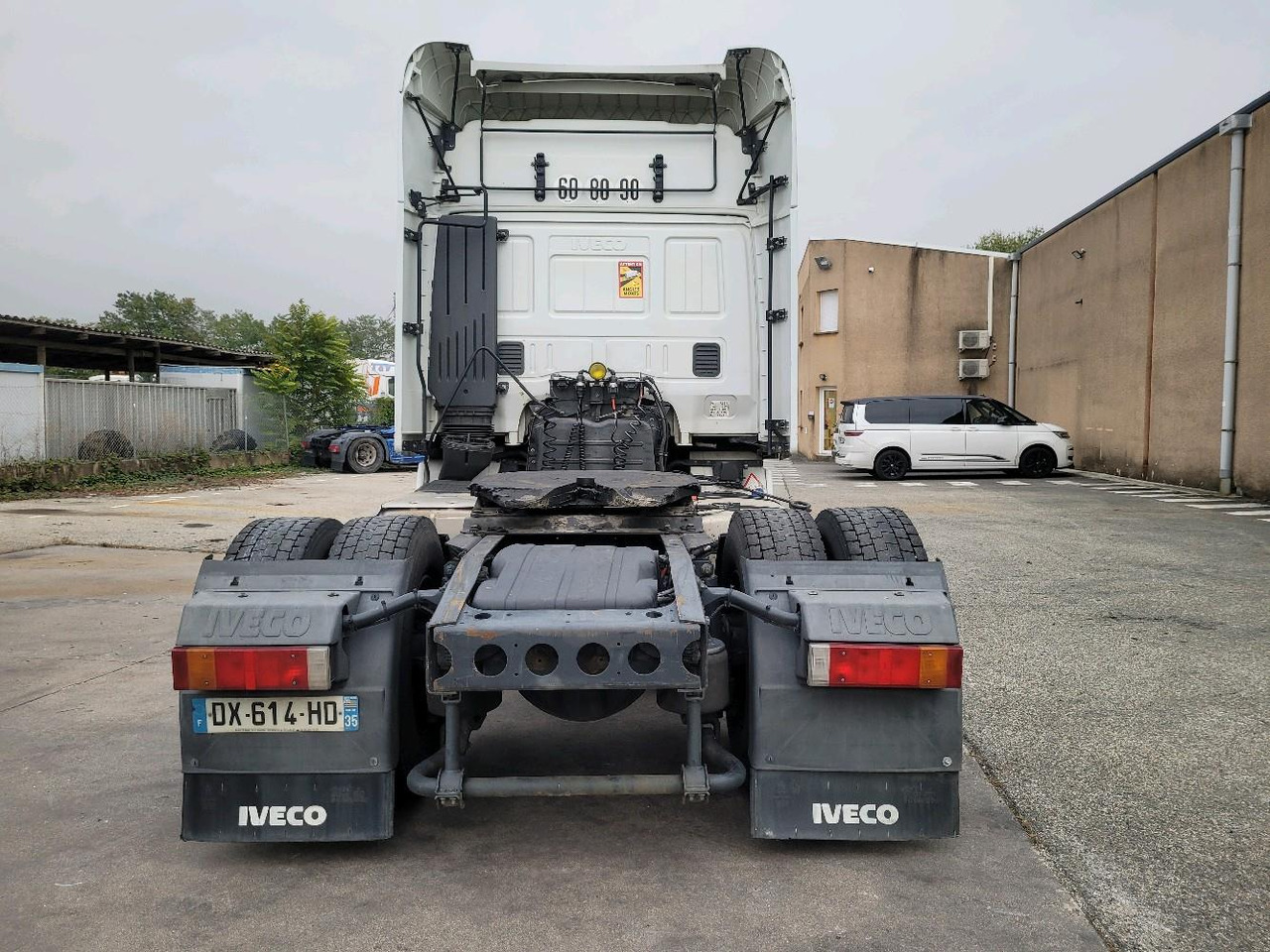 IVECO STRALIS 440S42 4X2 - Nyergesvontató: 5 kép. IVECO STRALIS 440S42 4X2 - Nyergesvontató: 5 kép.