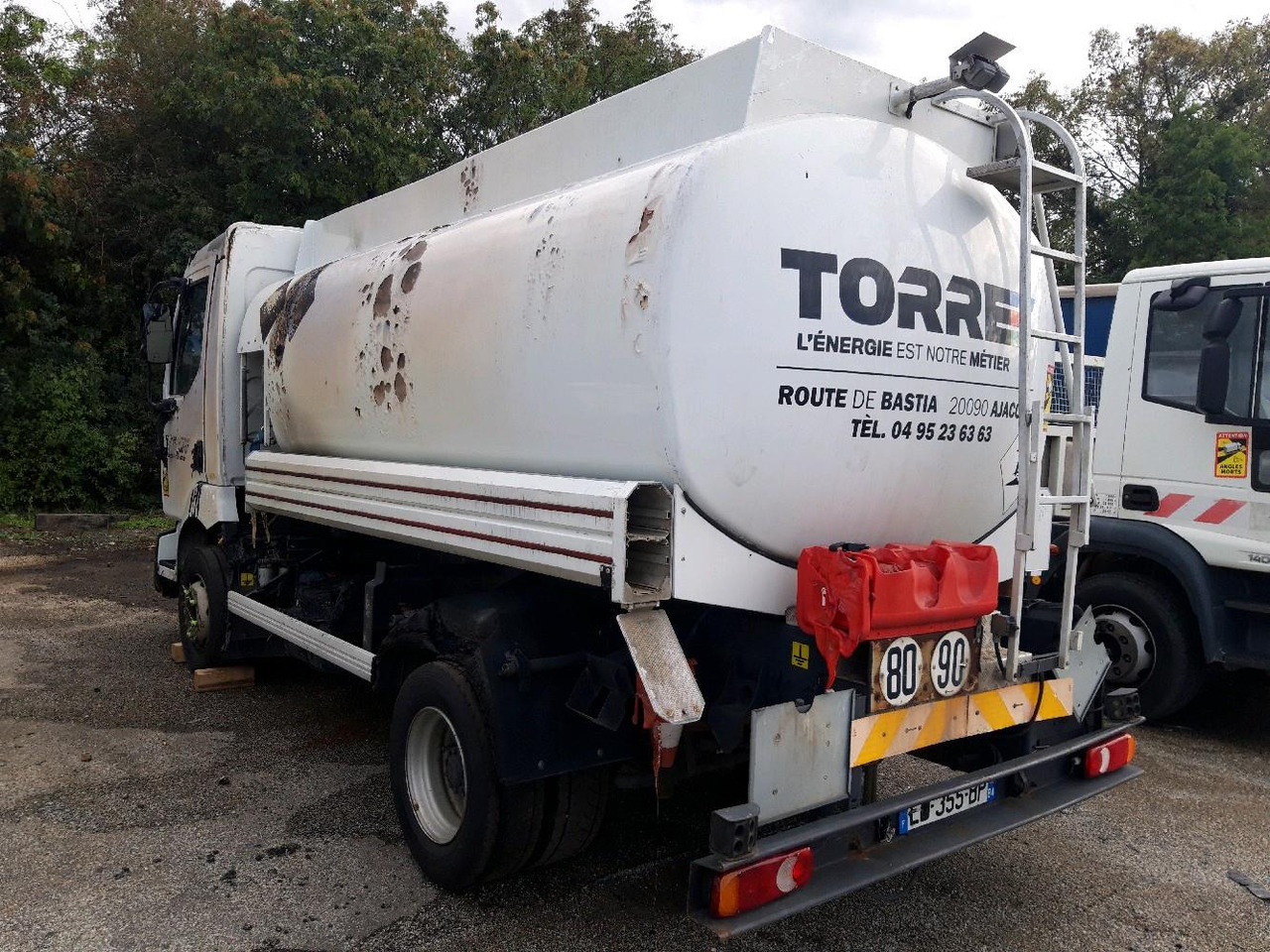 RENAULT MIDLUM CITERNE 7500 lízing RENAULT MIDLUM CITERNE 7500: 7 kép. RENAULT MIDLUM CITERNE 7500 lízing RENAULT MIDLUM CITERNE 7500: 7 kép.