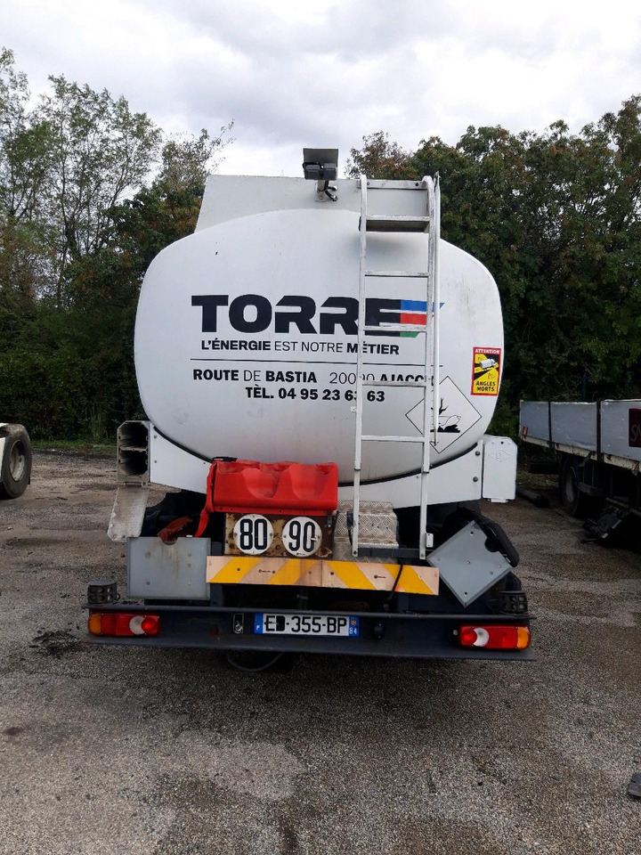 RENAULT MIDLUM CITERNE 7500 - Tartályos teherautó: 5 kép. RENAULT MIDLUM CITERNE 7500 - Tartályos teherautó: 5 kép.