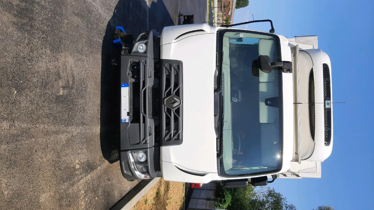 RENAULT PORTEUR FRIGO D - Hűtős teherautó: 2 kép. RENAULT PORTEUR FRIGO D - Hűtős teherautó: 2 kép.