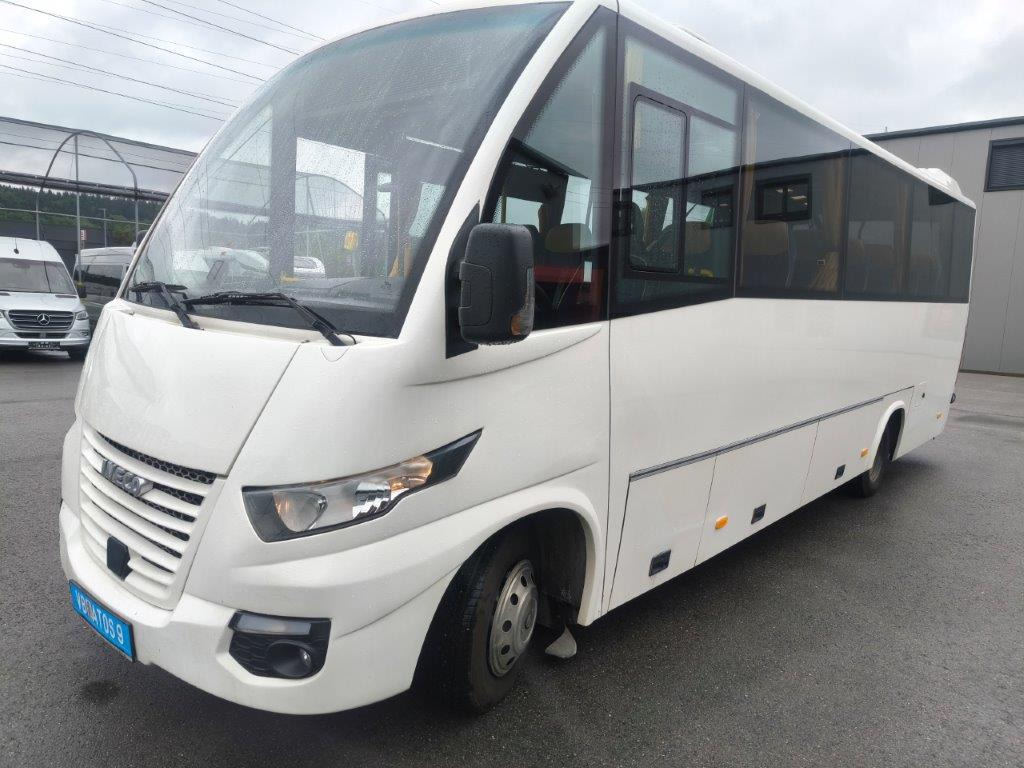 IVECO 70C21 Rapido 2.0 City - Városi busz: 4 kép. IVECO 70C21 Rapido 2.0 City - Városi busz: 4 kép.