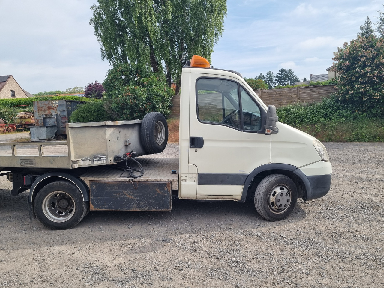 IVECO DAILY 35C18 - BE nyergesvontató: 2 kép. IVECO DAILY 35C18 - BE nyergesvontató: 2 kép.