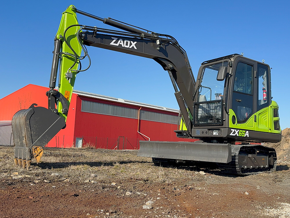 ZAOX ZX65A - Kotrógép: 2 kép. ZAOX ZX65A - Kotrógép: 2 kép.