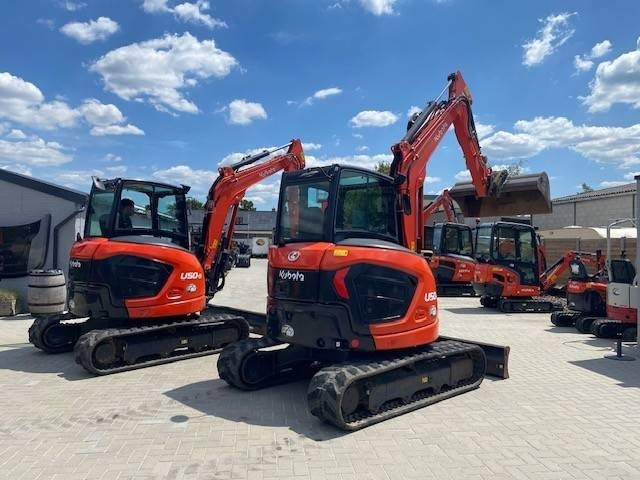 Kubota U 50-5 - Minikotró: 5 kép. Kubota U 50-5 - Minikotró: 5 kép.
