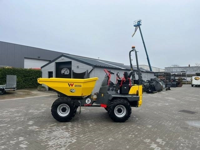 Wacker Neuson DW 30 - Csuklós dömper: 1 kép. Wacker Neuson DW 30 - Csuklós dömper: 1 kép.