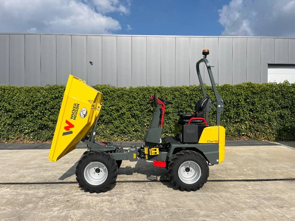 Wacker Neuson DW15 - Csuklós dömper: 5 kép. Wacker Neuson DW15 - Csuklós dömper: 5 kép.