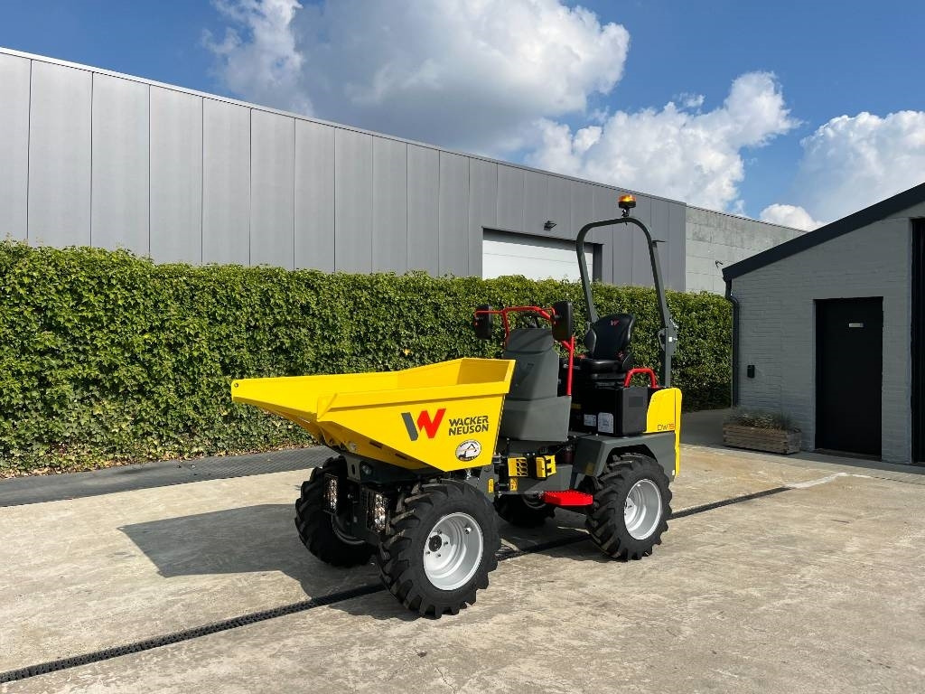 Wacker Neuson DW15 - Csuklós dömper: 3 kép. Wacker Neuson DW15 - Csuklós dömper: 3 kép.