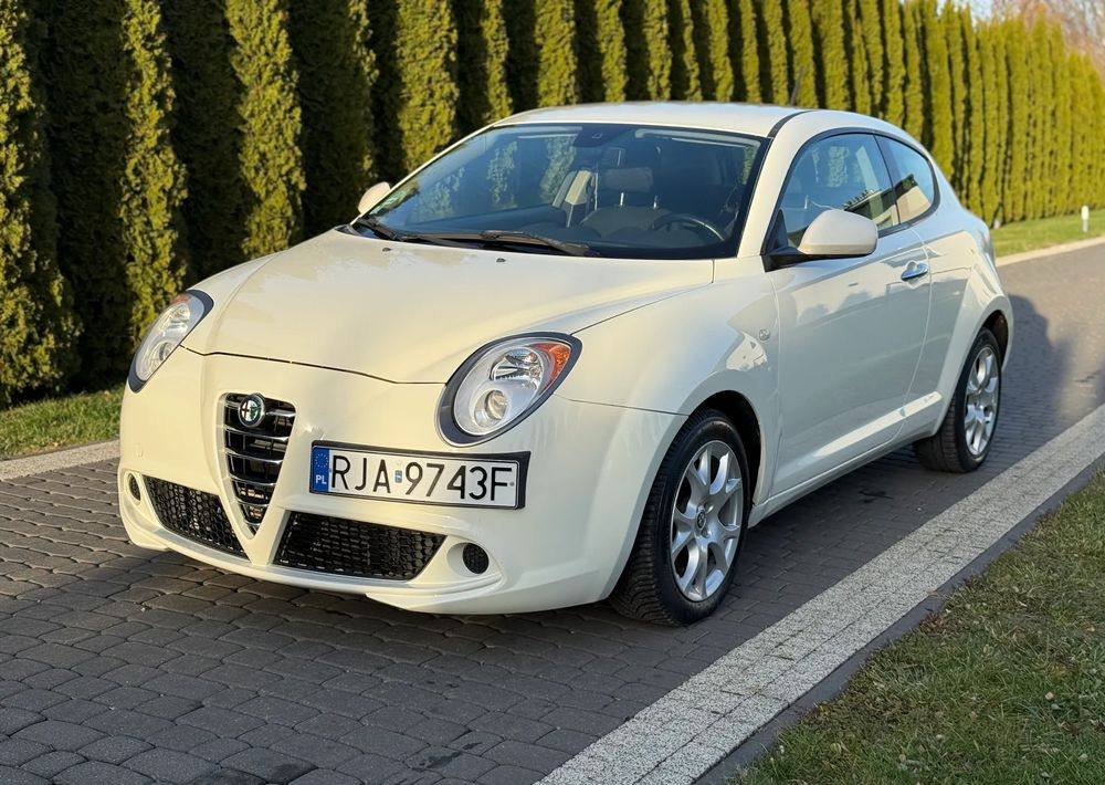 Alfa Romeo Mito - Autó: 1 kép. Alfa Romeo Mito - Autó: 1 kép.
