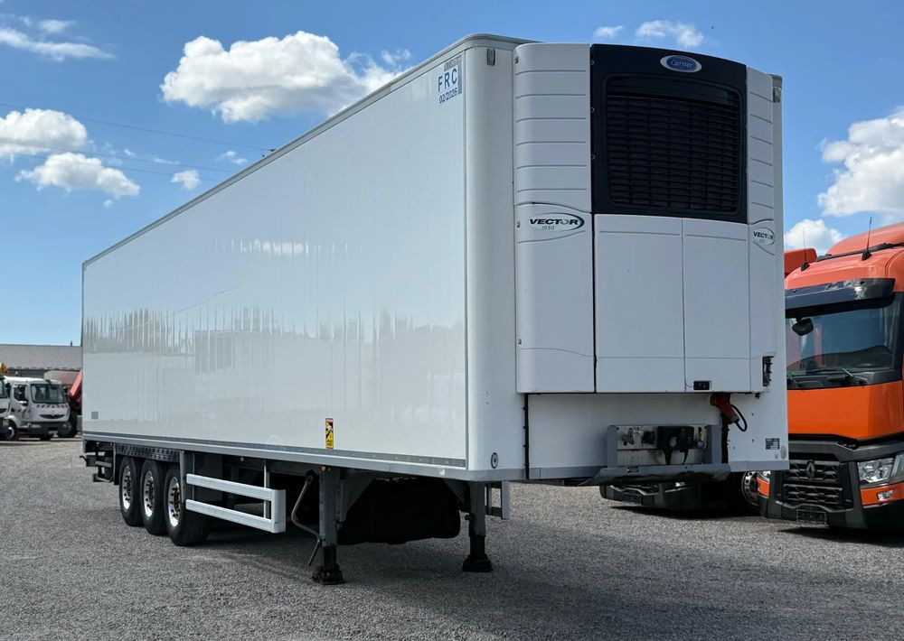 Chereau OSIE SAF CARRIER VECTOR 1950 - Pótkocsi hűtős: 1 kép. Chereau OSIE SAF CARRIER VECTOR 1950 - Pótkocsi hűtős: 1 kép.