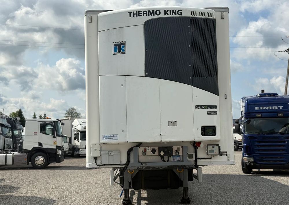 Chereau THERMO KING SLXe DIESEL/ELEKTRYK OSIE SAF - Félpótkocsi hűtős: 2 kép. Chereau THERMO KING SLXe DIESEL/ELEKTRYK OSIE SAF - Félpótkocsi hűtős: 2 kép.