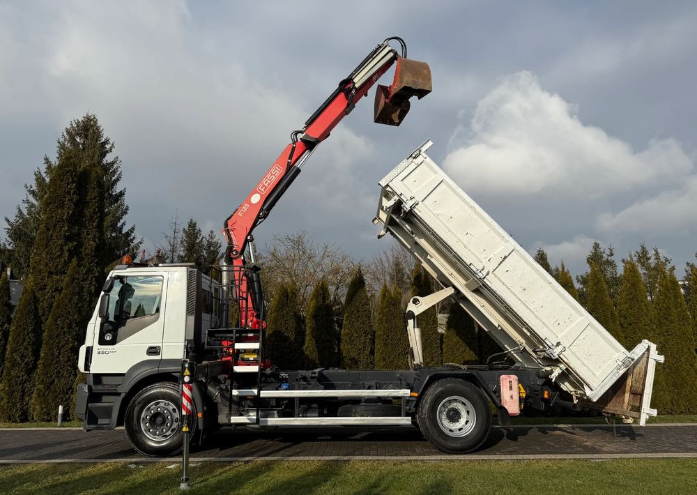Billenőplatós teherautó Iveco STRALIS 330 / 4x2 / FASSI F135 / WYWROTKA: 17 kép.