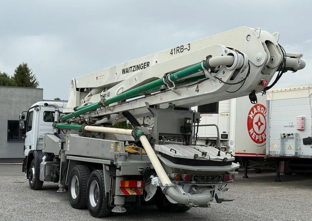Mercedes-Benz ACTROS 2636 6X4 36 M WAITZINGER - Betonpumpa: 5 kép. Mercedes-Benz ACTROS 2636 6X4 36 M WAITZINGER - Betonpumpa: 5 kép.