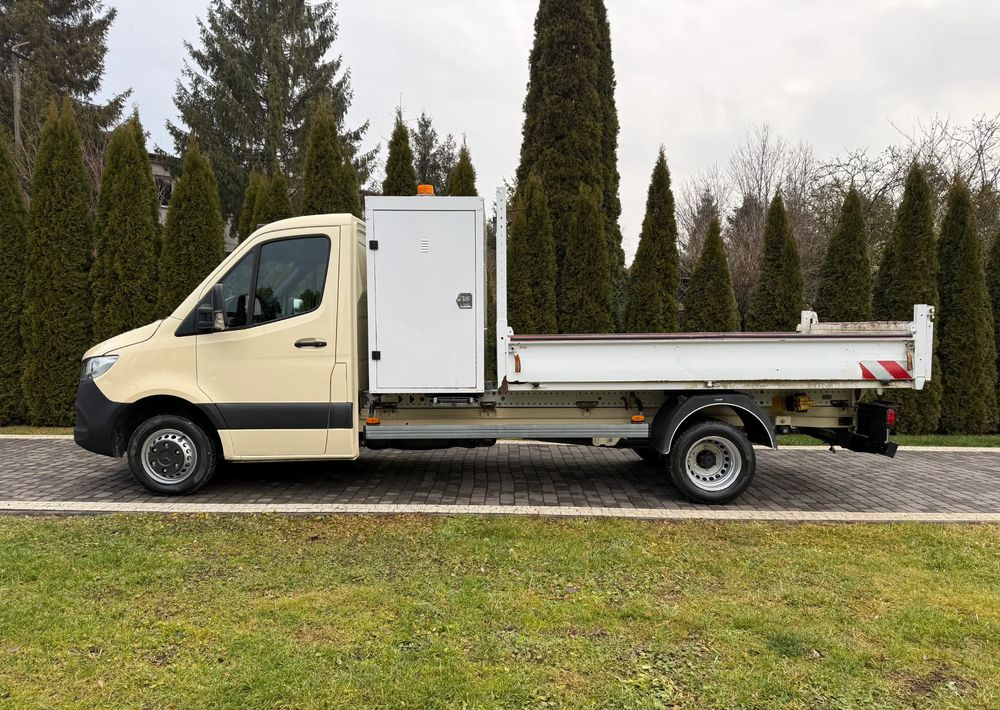 Mercedes-Benz SPRINTER WYWROTKA - Billenőplatós kisteherautó: 4 kép. Mercedes-Benz SPRINTER WYWROTKA - Billenőplatós kisteherautó: 4 kép.