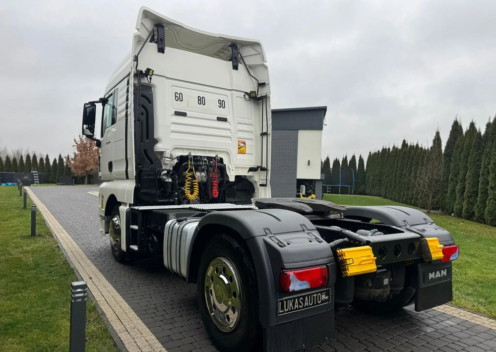 MAN TGX 18.470 - Nyergesvontató: 5 kép. MAN TGX 18.470 - Nyergesvontató: 5 kép.