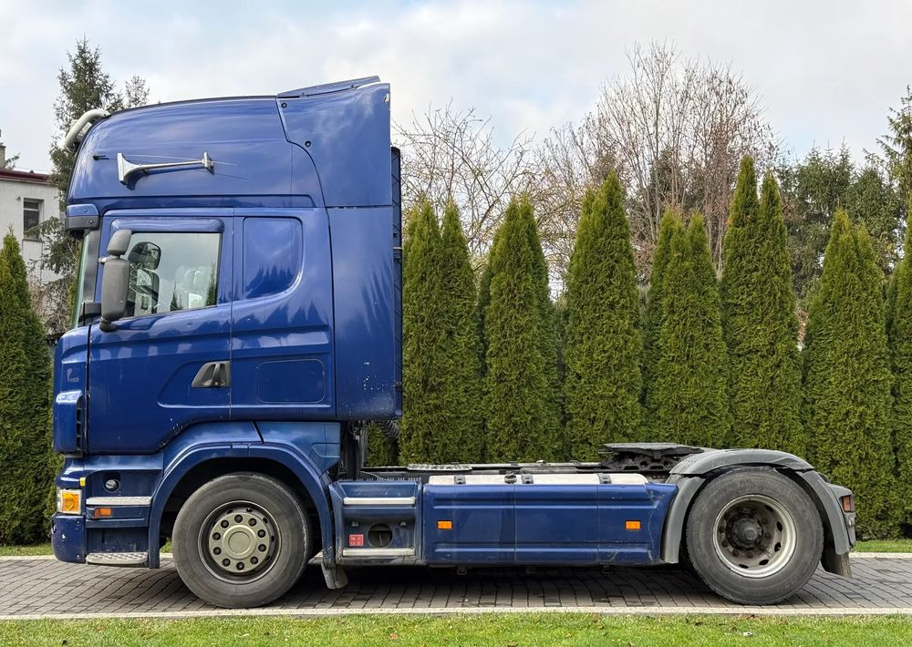 Scania R420 RETARDER PÓŁ-AUTOMAT - Nyergesvontató: 4 kép. Scania R420 RETARDER PÓŁ-AUTOMAT - Nyergesvontató: 4 kép.