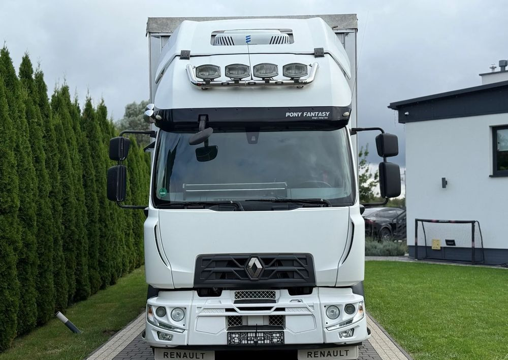 Renault D14 MANUAL KLIMATYZACJA POSTOJOWA - Ponyvás teherautó: 2 kép. Renault D14 MANUAL KLIMATYZACJA POSTOJOWA - Ponyvás teherautó: 2 kép.