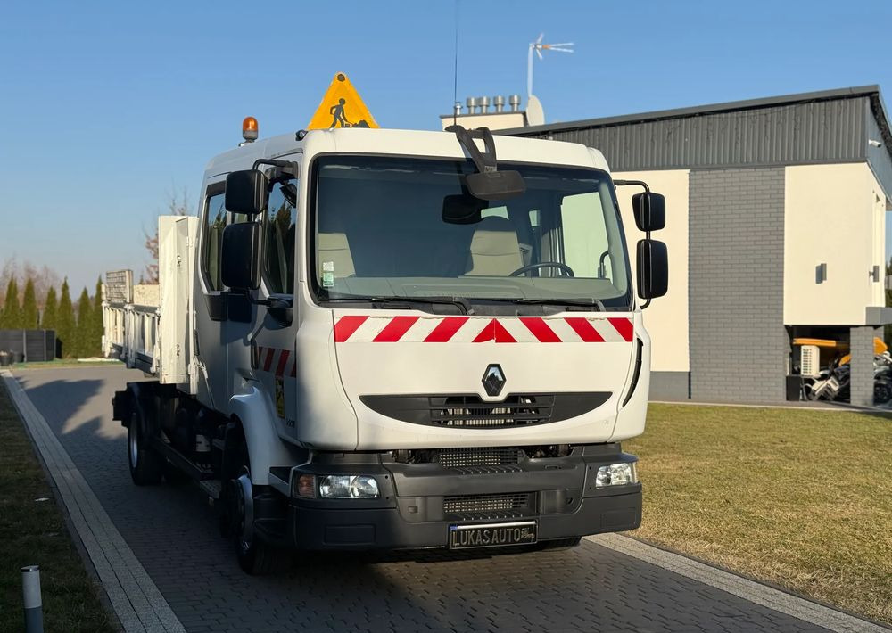 Renault MIDLUM 220 12 T WYWROTKA 6 MIEJSC - Billenőplatós teherautó: 4 kép. Renault MIDLUM 220 12 T WYWROTKA 6 MIEJSC - Billenőplatós teherautó: 4 kép.